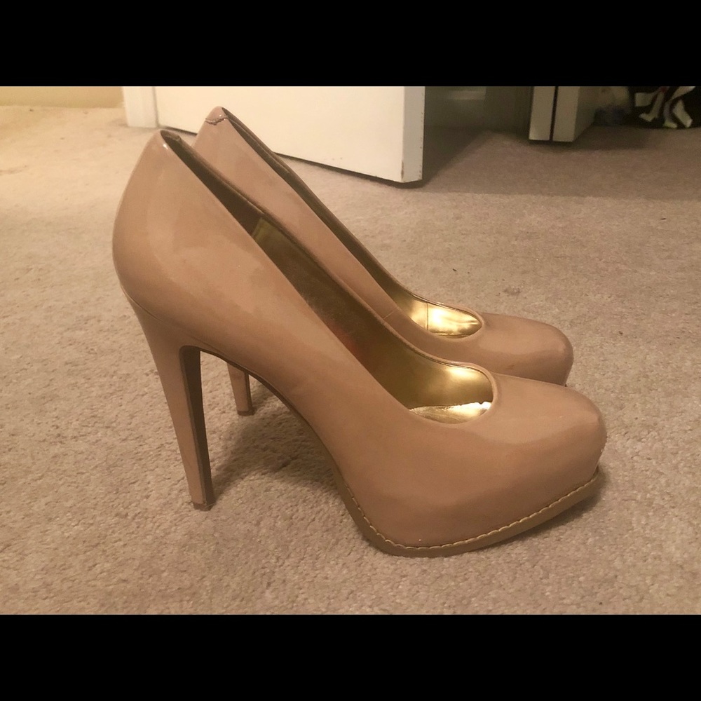COPY - Vera Wang Nude heel